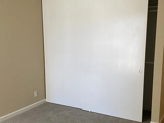 Tradewind Surf Apartments — Photo 6