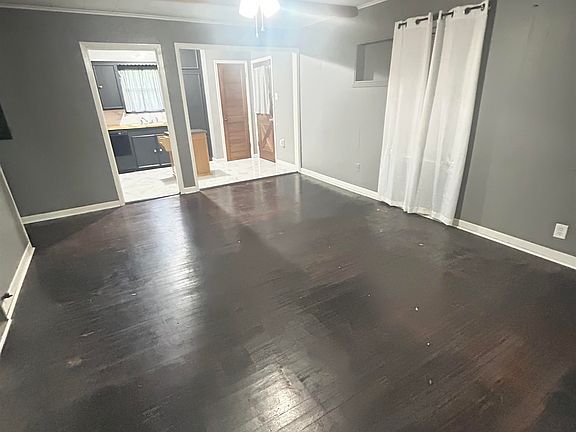 4th image of 2226 8th St