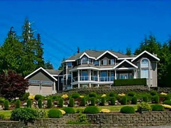 127 Hemlock Dr, Anmore, BC V3H 4W9