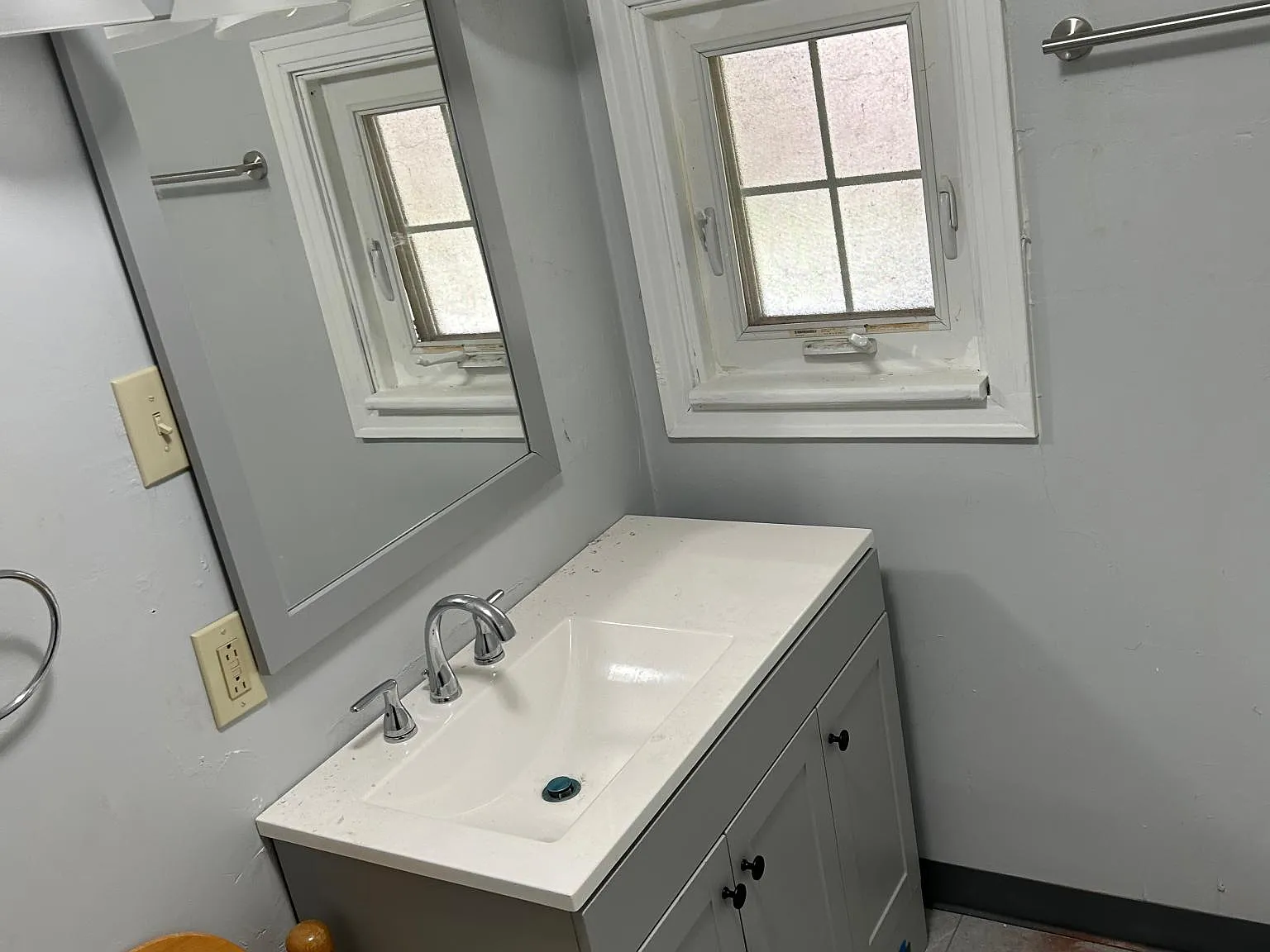 823 School St — Photo 4