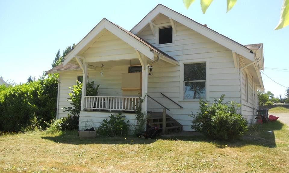 1st image of 4447 S 144th St