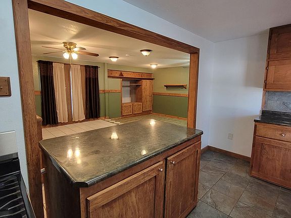 3rd image of 483 Anton Dr