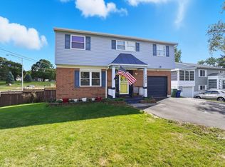 1520 Fall Brook Rd, Columbus, OH 43223