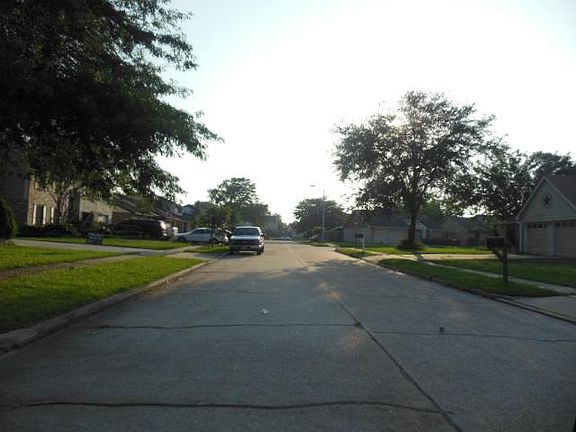 4th image of 5425 Beaver Creek Dr