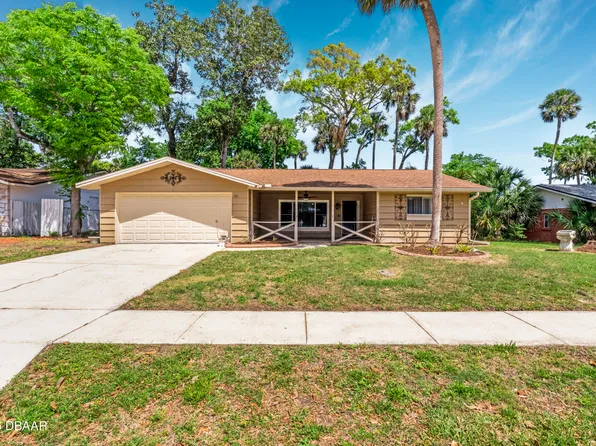 105 Wimbledon Ct, Port Orange, FL 32127