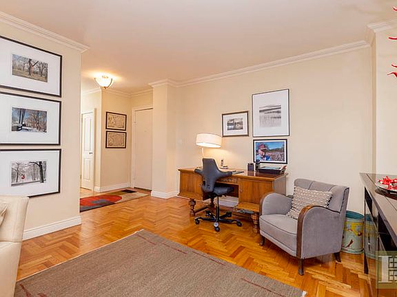 5th image of 200 E End Ave APT 1H