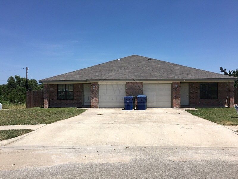 1st image of 301 Janelle Dr APT B