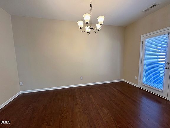 4th image of 336 Duchart Ln
