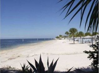 4000 Floramar Ter, New Port Richey, FL 34652