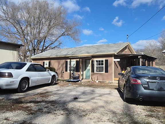 2nd image of 81 Claybough St