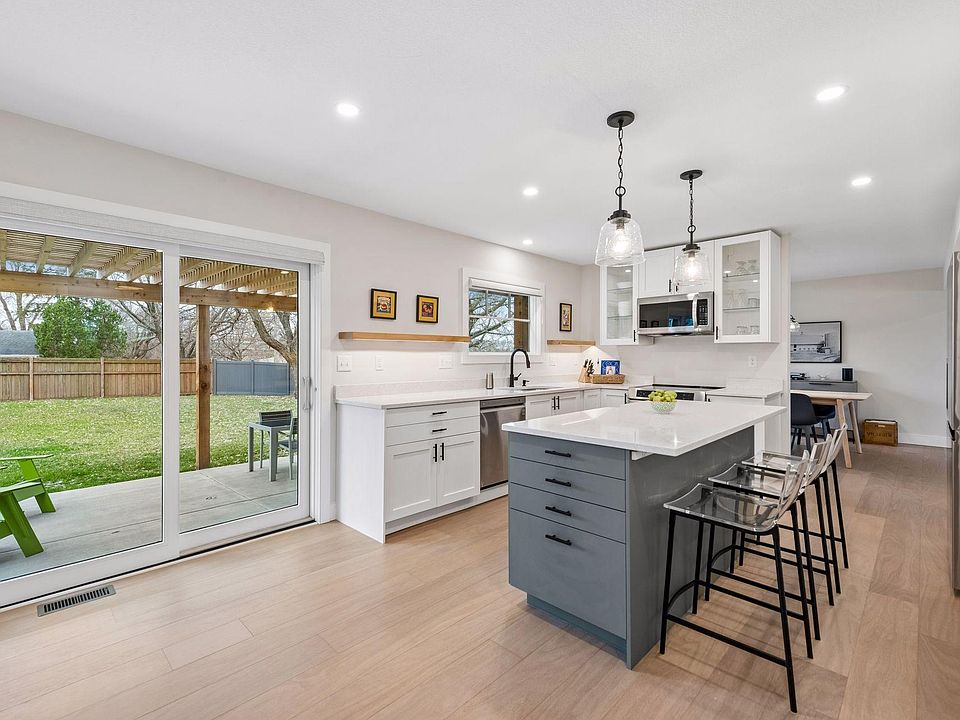 1st image of 4921 Trillium Ln