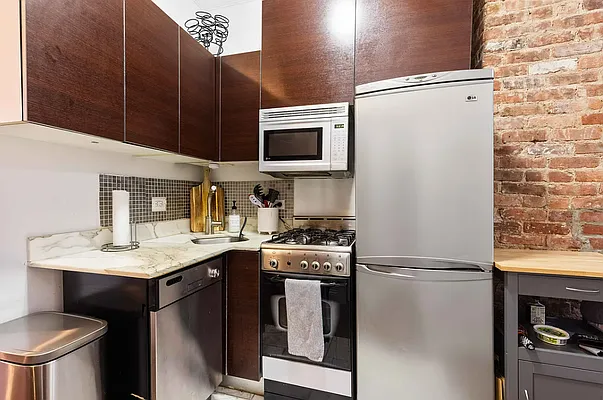 Rented by Dalan Rentals | media 13