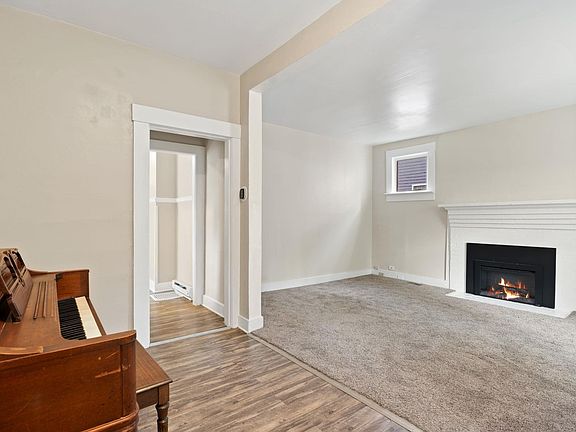 5th image of 804 Kinnaird Ave