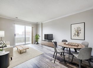 57 Queen St N, Kitchener, ON N2H 6T7