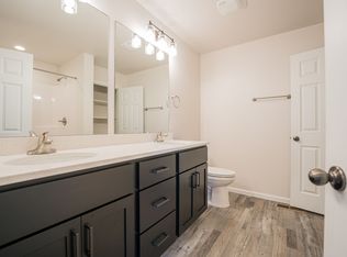 3810 Lillian Ct SE, Mandan, ND 58554