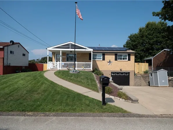 126 Vetter Dr, Pittsburgh, PA 15235