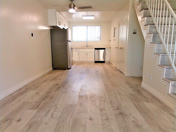 2nd image of 140 N Berendo St APT 8