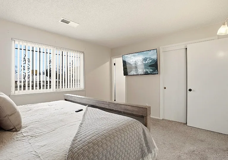 4305 Andrew Dr NE — Photo 22