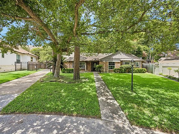 2nd image of 214 Mignon Ln
