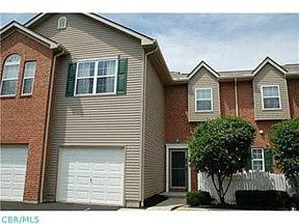 797 Mystic Pointe Dr photo 1