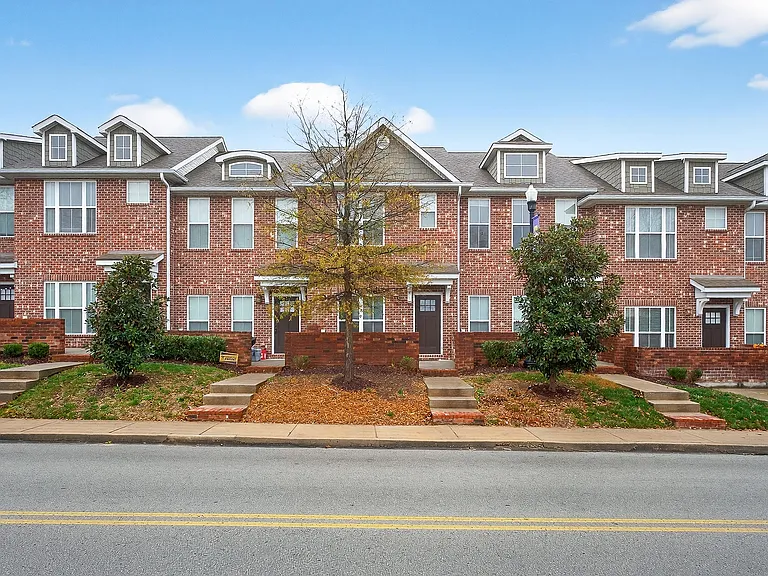 115 Joy Dr #115 — Photo 1