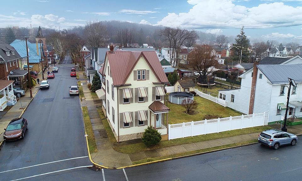 1st image of 1135 Washington St