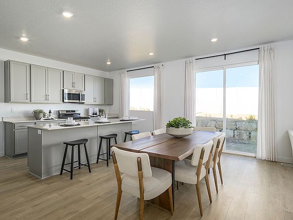 6th image of this home
