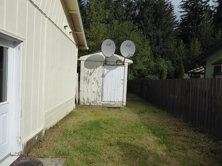 9236 Emily Way — Photo 29