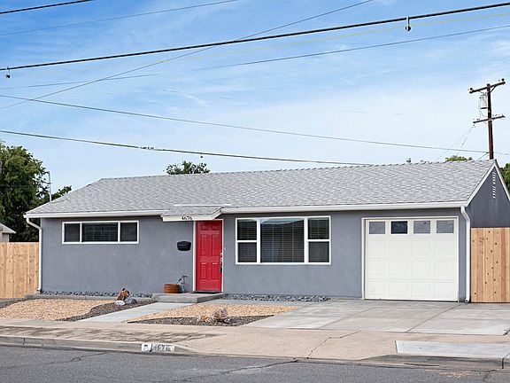 2nd image of 4676 Moraga Ave