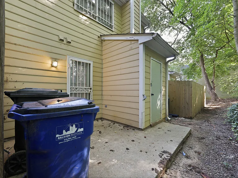839 Dalewood Dr — Photo 25