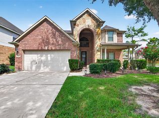 9439 Emerald Lakes Dr, Rosharon, TX 77583