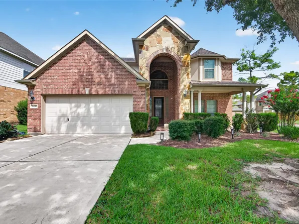 9439 Emerald Lakes Dr, Rosharon, TX 77583