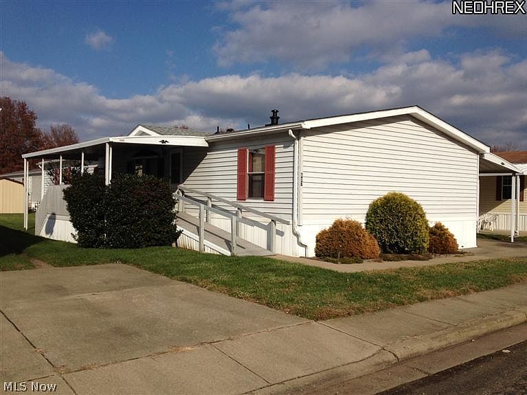 1st image of 607 Sandpiper Ln SE