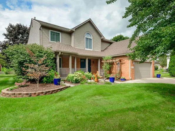 42844 Fairfield Dr, Van Buren Township, MI 48111