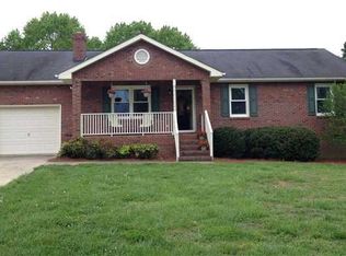 5677 Racine Rd, Randleman, NC 27317