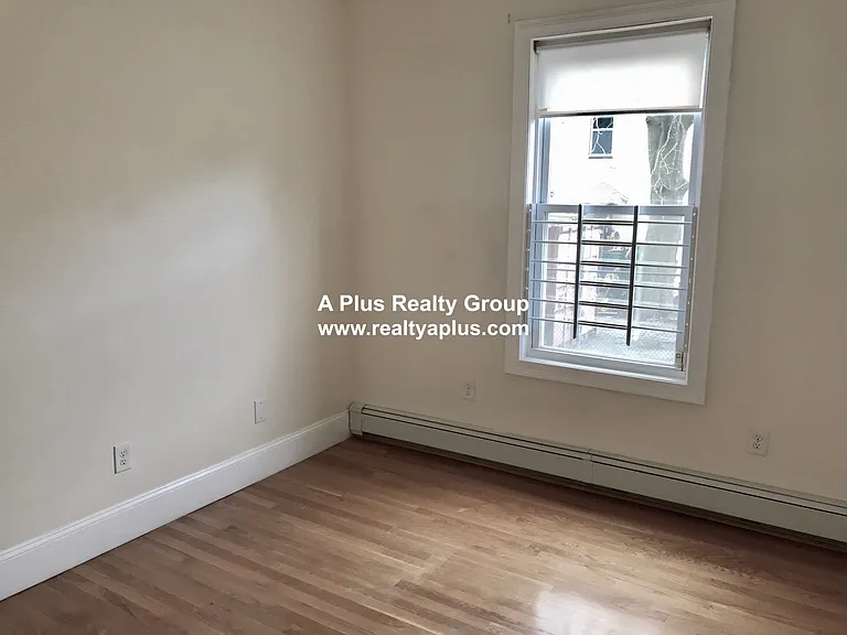 14 Schiller St #3 — Photo 19