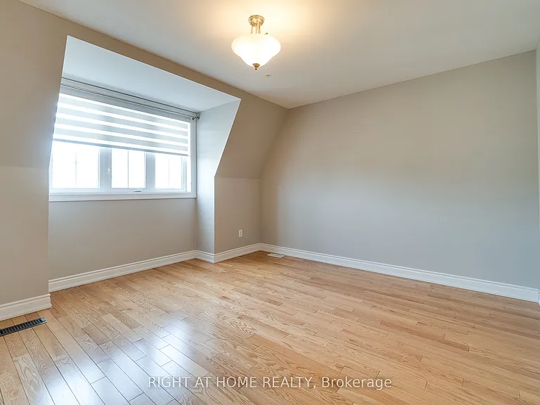 99 Brant St #6 — Photo 21