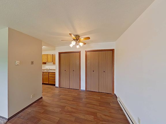 5th image of 1700 25th Ave S #102