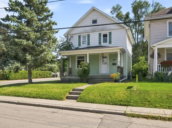 135 McGill St, Quinte West, ON K8V 3K3