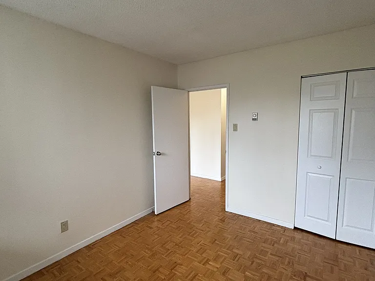 263 Maclaren St #902 — Photo 10