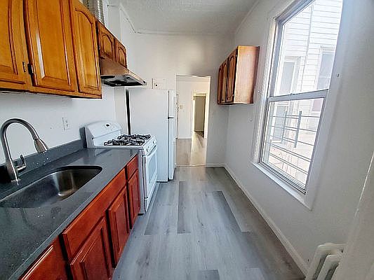 2nd image of 757 41st St APT 2L