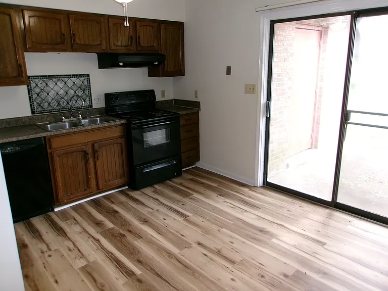 3209 Timbermill Ave #B — Photo 10