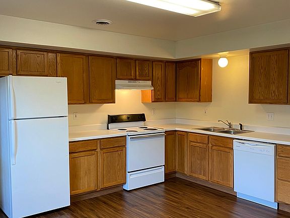 4th image of 1205 E Grand Ave APT I