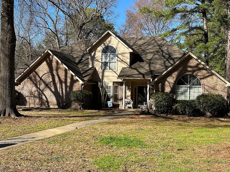 1st image of 11 Sarah Ln