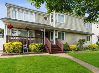 3615 Woodward Ave, Seaford, NY 11783
