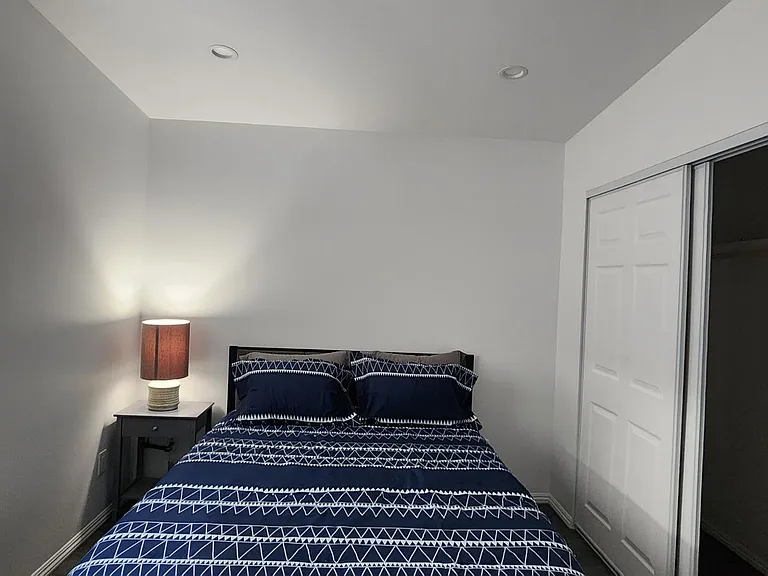 2912 1/2 Lincoln Park Ave #2912-1/2 — Photo 8