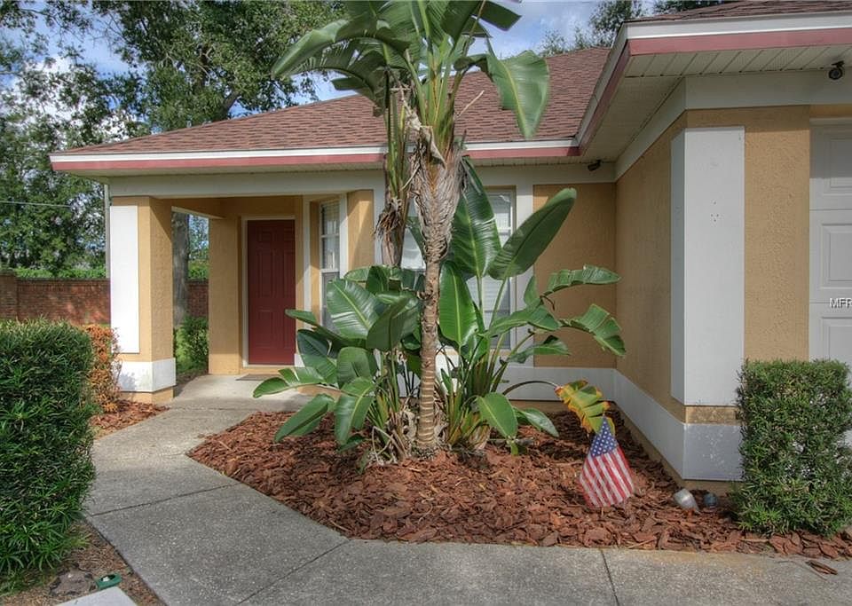 1st image of 1912 Olivia Cir