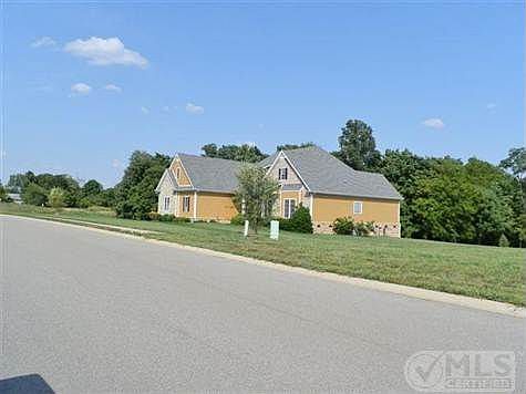 3rd image of 1024 Felts Dr