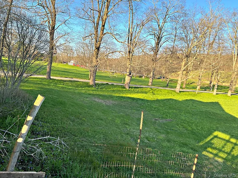 2293 Route 9G — Photo 21