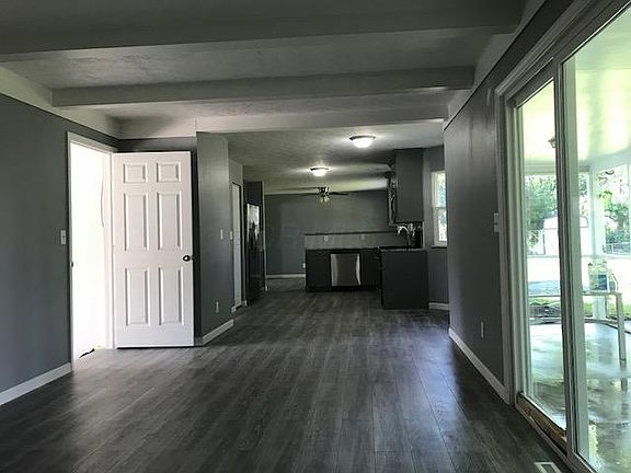 2nd image of 6672 Woodsedge Dr